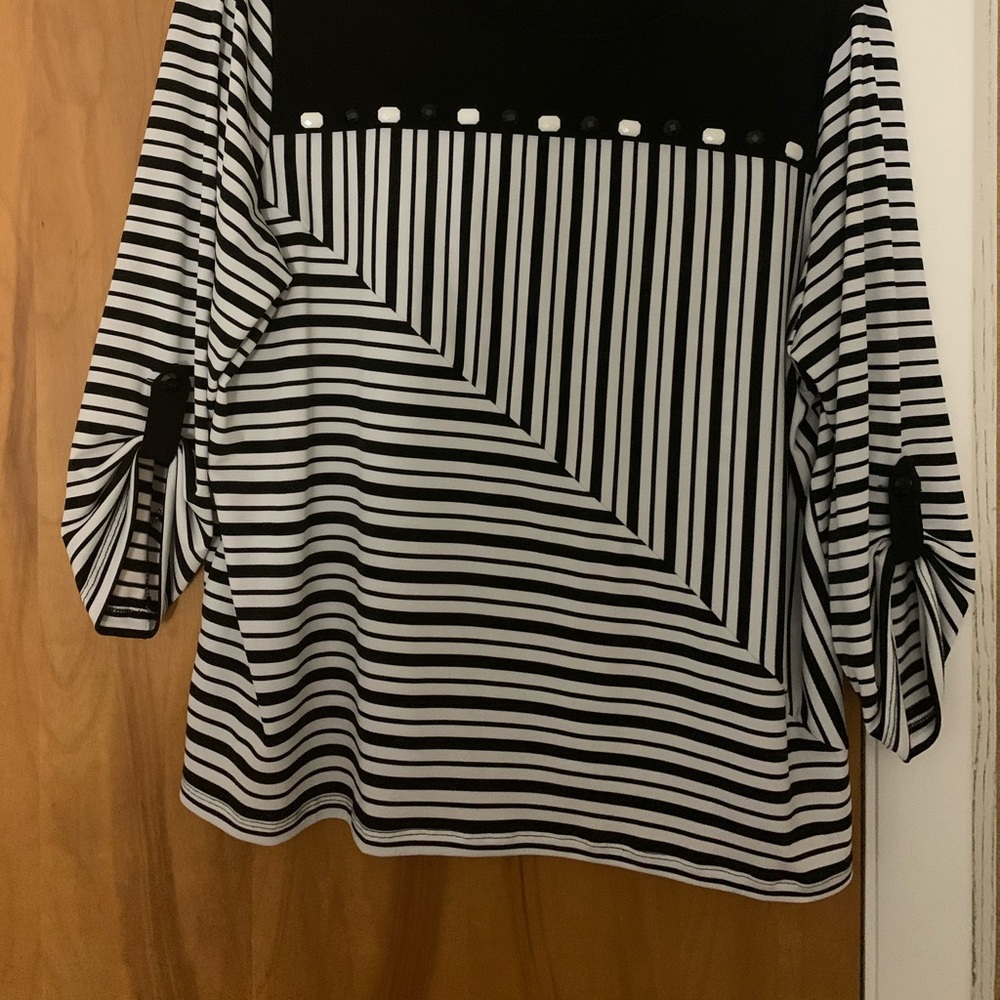 Alfred Dunner Pull Over Top Like New Petite Large
